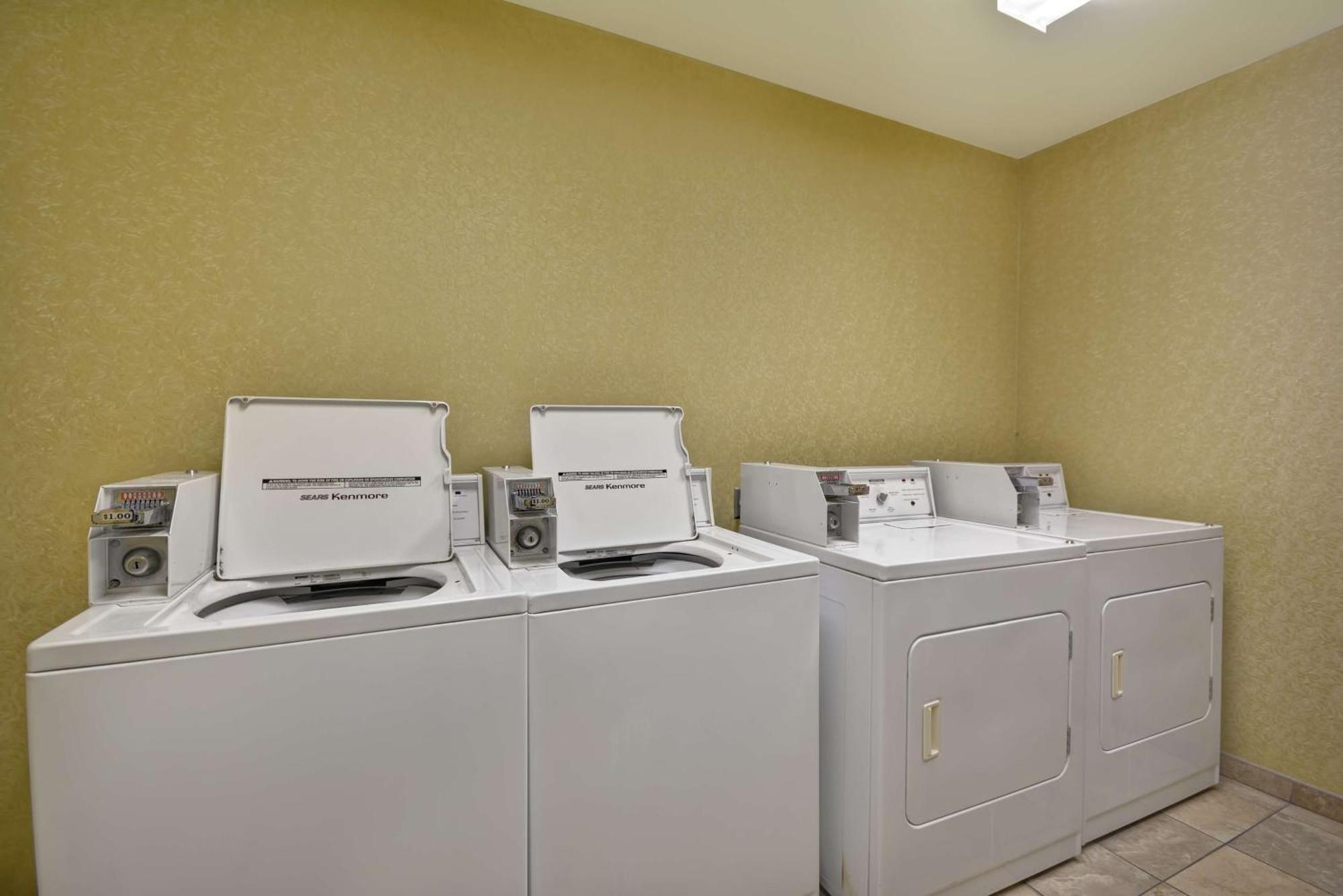 Hampton Inn & Suites Savannah Historic District Екстериор снимка