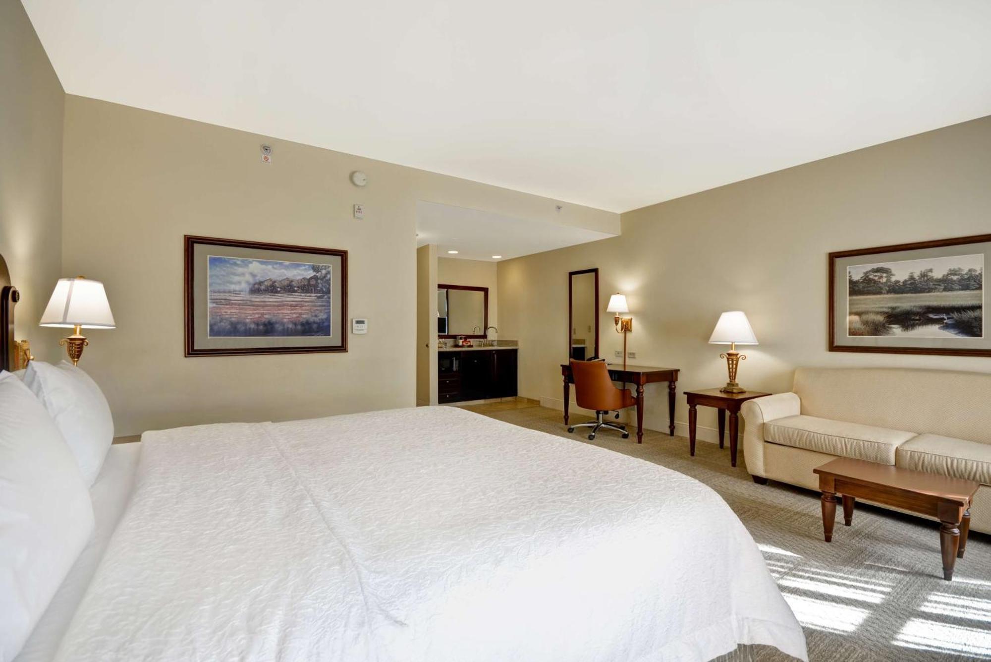 Hampton Inn & Suites Savannah Historic District Екстериор снимка