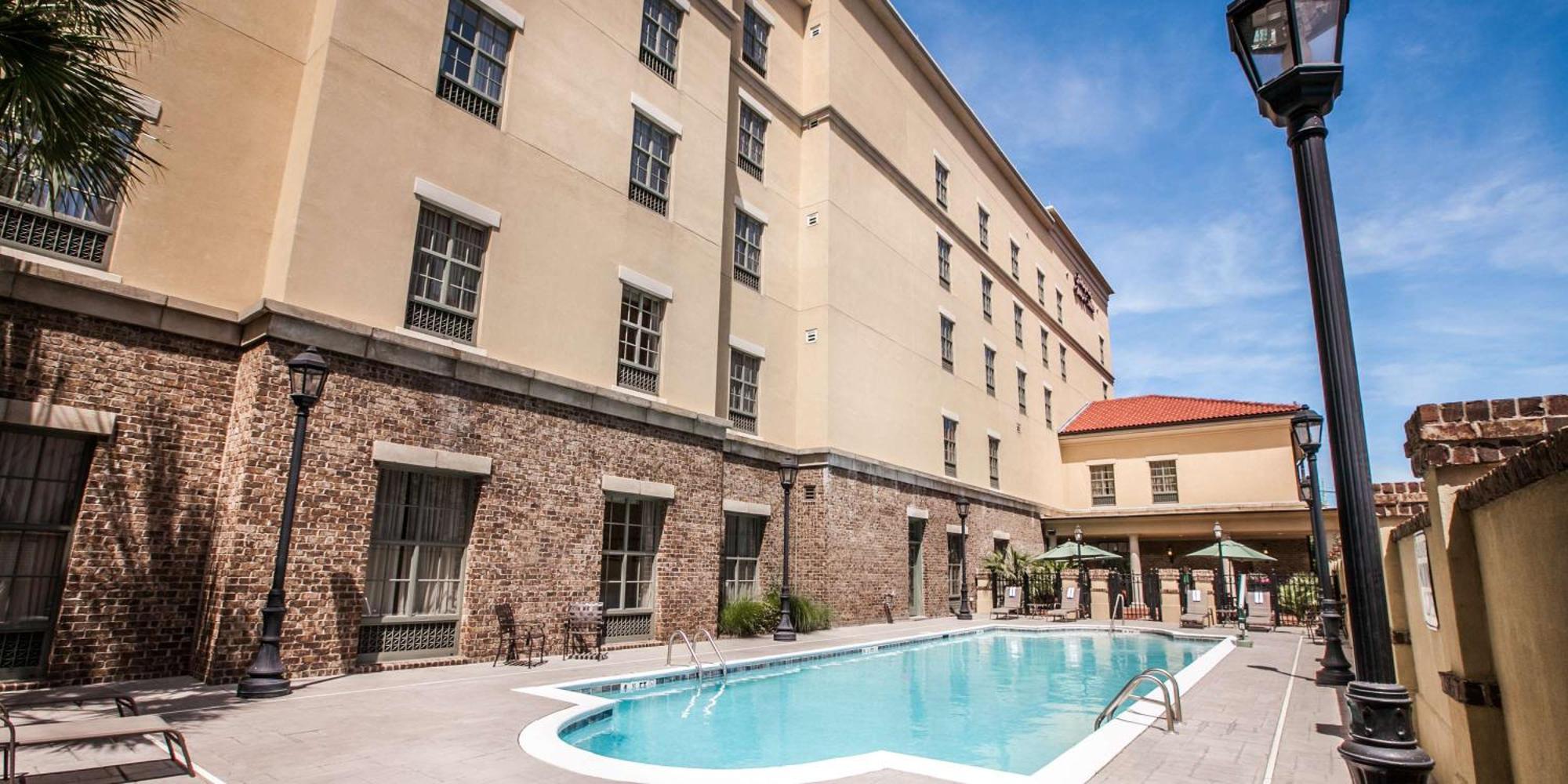 Hampton Inn & Suites Savannah Historic District Екстериор снимка
