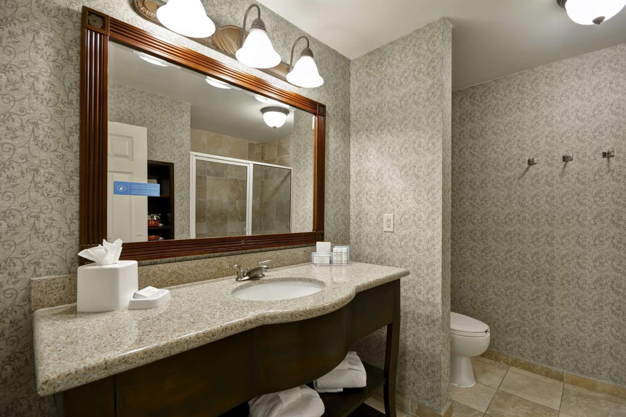 Hampton Inn & Suites Savannah Historic District Екстериор снимка