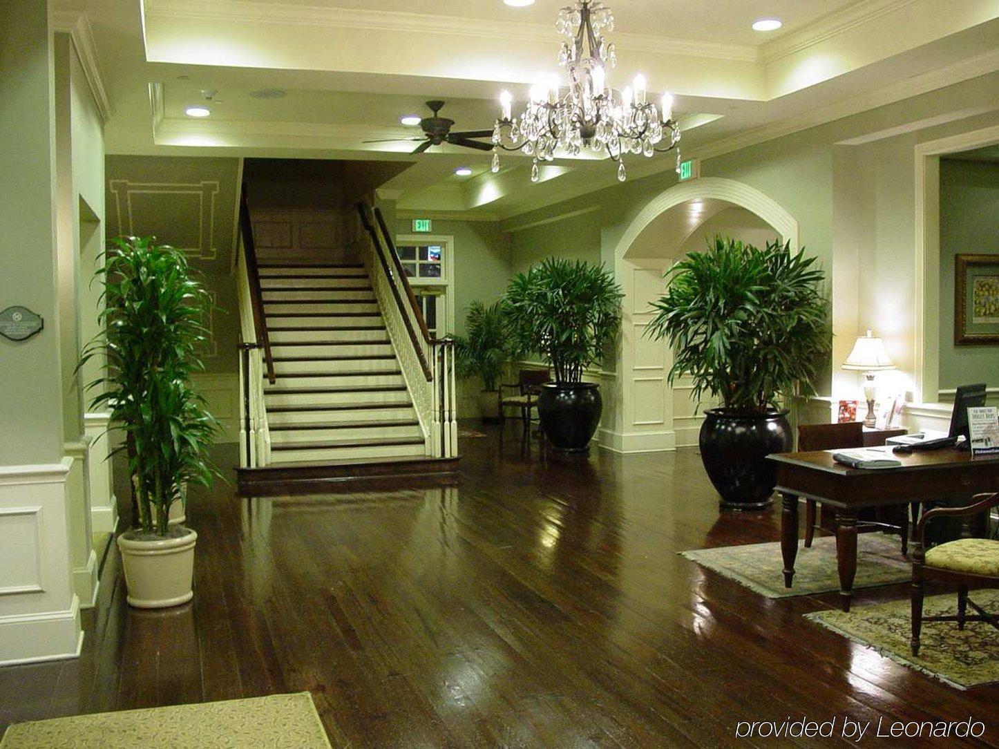 Hampton Inn & Suites Savannah Historic District Интериор снимка